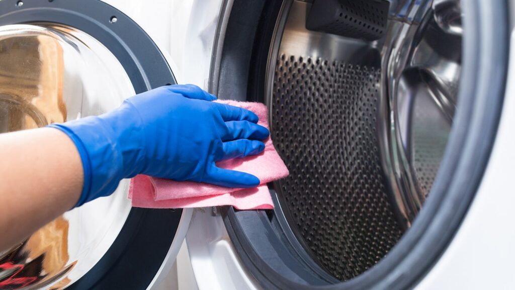 How to Clean the Washing Machine Top Loader